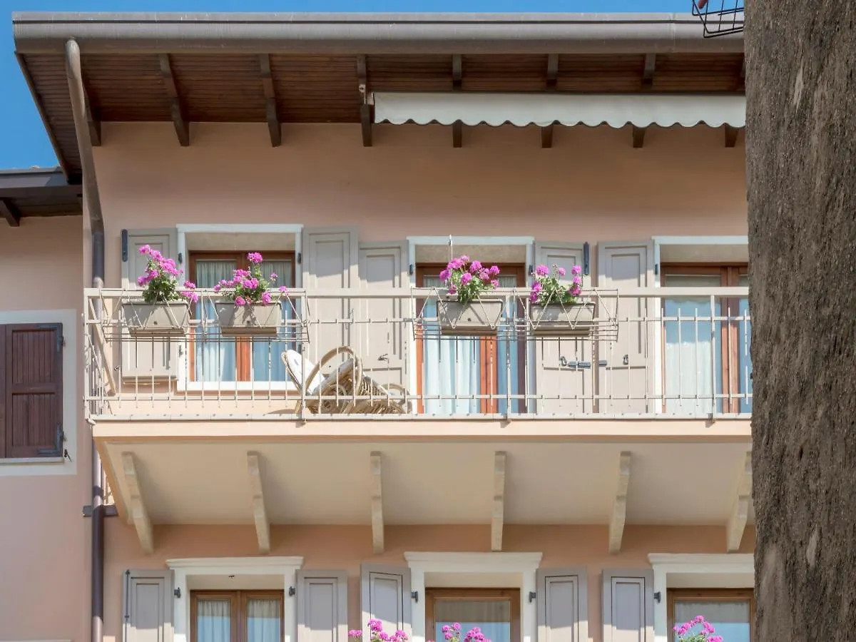 Corte Faliva Brenzone sul Garda Italië